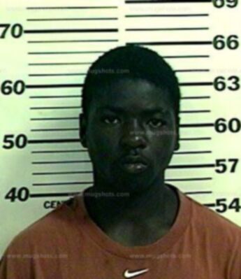 Travis Dewayne Warren