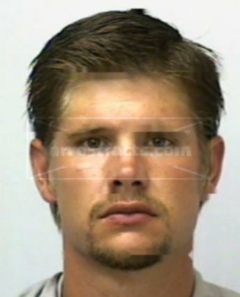 Justin L Vogt
