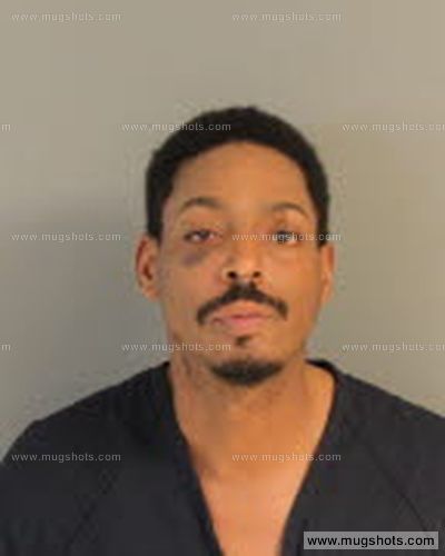 Earl L Mathews