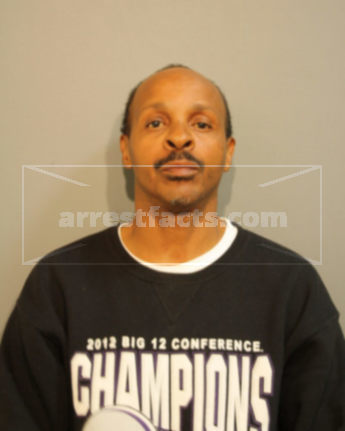 Stephen M Thomas