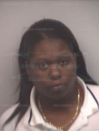 Chaka Myon Holsey