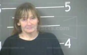 Linda D Rowe