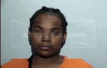 Shannice M Sanders