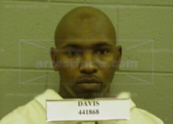 Ledarus Deshun Davis