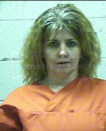 Lisa D Lay