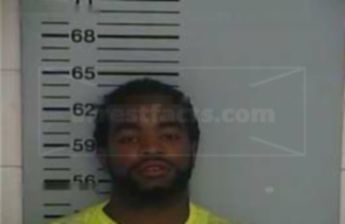 Darrian L Smith