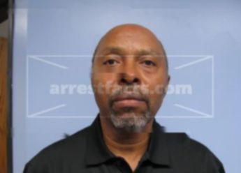 Aaron H Langston