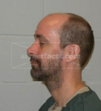 Richard L Tomaszewski