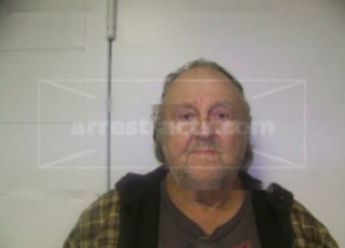 Louie R Davis