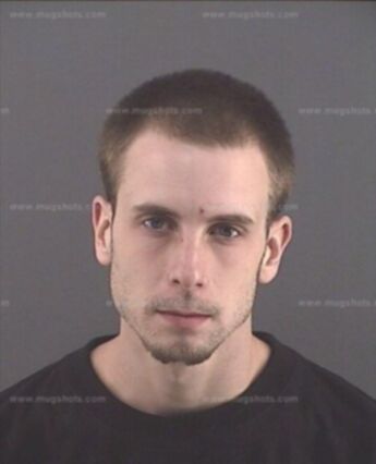 Justin L Davis