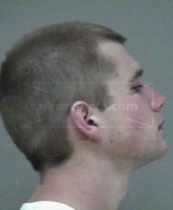 Kyle L Shelton