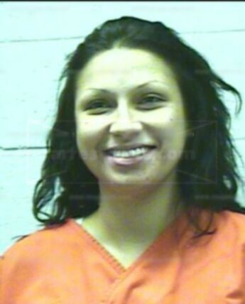 Alicia M Lonelodge