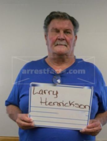 Lawrence L Henrickson