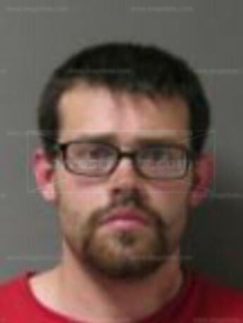 Damon Earl Layton