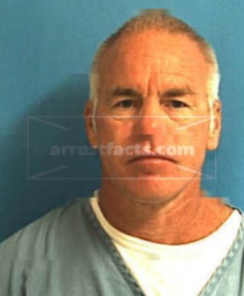 Merle L Skelton