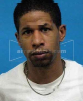 Michael Deshaun Bradley