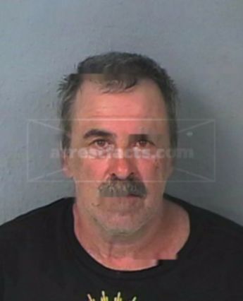 Stephen Lewis Rokta