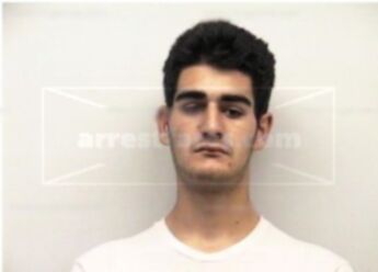 Derek Vilano Molle