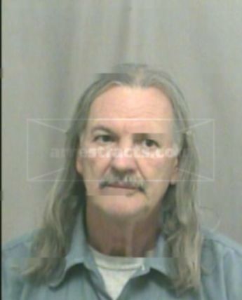 Timothy L Roach