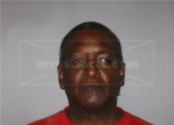 Larmonte James