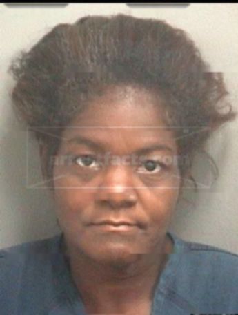 Phyllis L Edwards