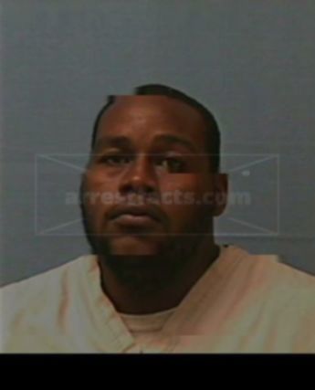 Johnnie L Oliver