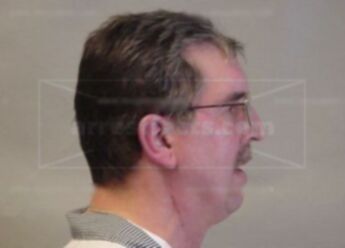 Mike R Domagalski