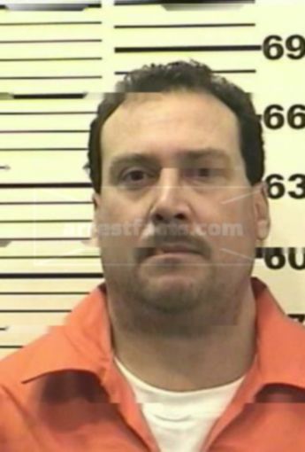 Randy D Mestas