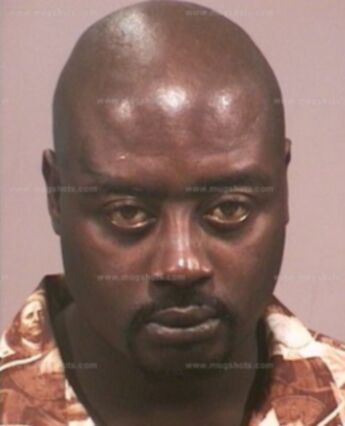 Ricardo Irons