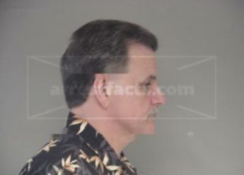 Timothy J Drugg