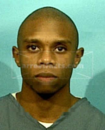 Dareius L Fuller