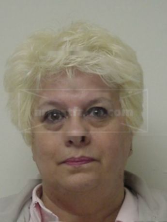 Linda M Hendricks