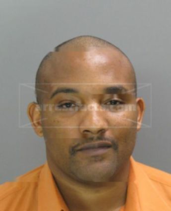 Donell Hutchinson