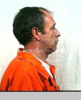 Richard D Blue