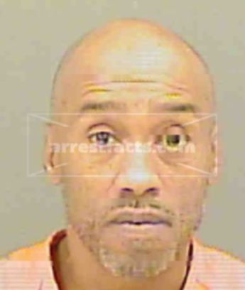 Todd L Woodberry