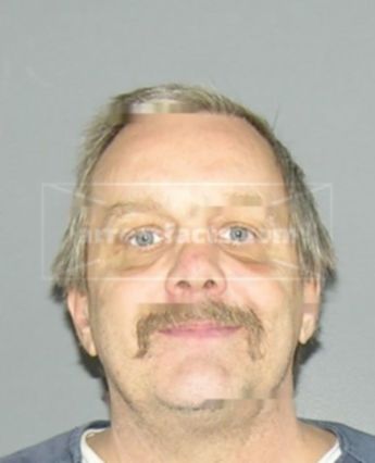 Daniel T Snelbaker
