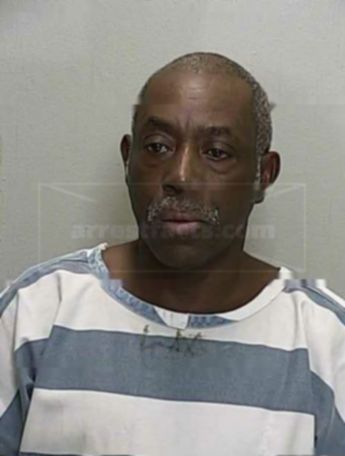 Leon Davis