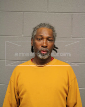 Vernon R Darden