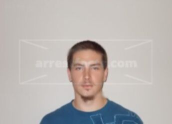Eric J Czekala