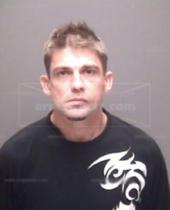 Garrett Lee Sears