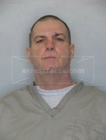 Arthur L Cabe