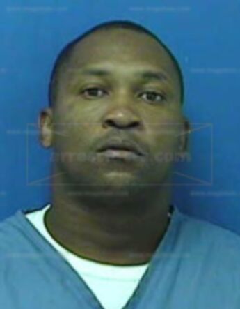 Rodney L Broxton