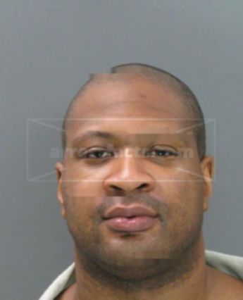 Travis Lmotte Hooper