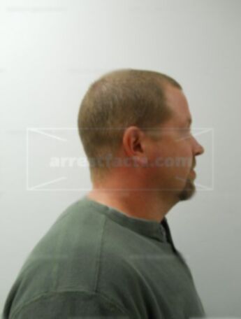 Ryan P Lohrentz