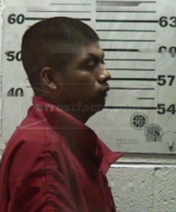 Edgar R Gomez