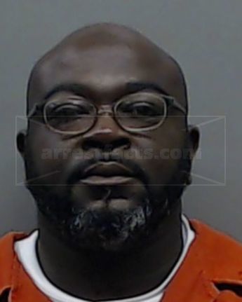 Desmond Earl Jones