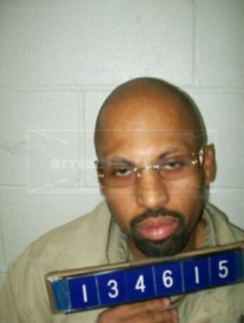 Marlon D Wilkerson