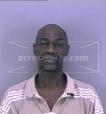 Robert Earl Calip