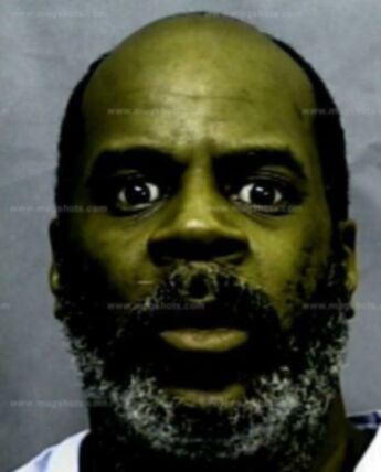 Lester J Warren