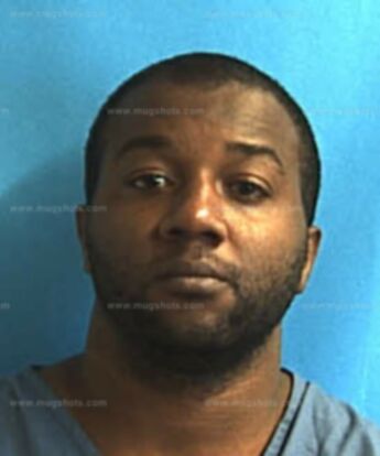 Willie L Lewis